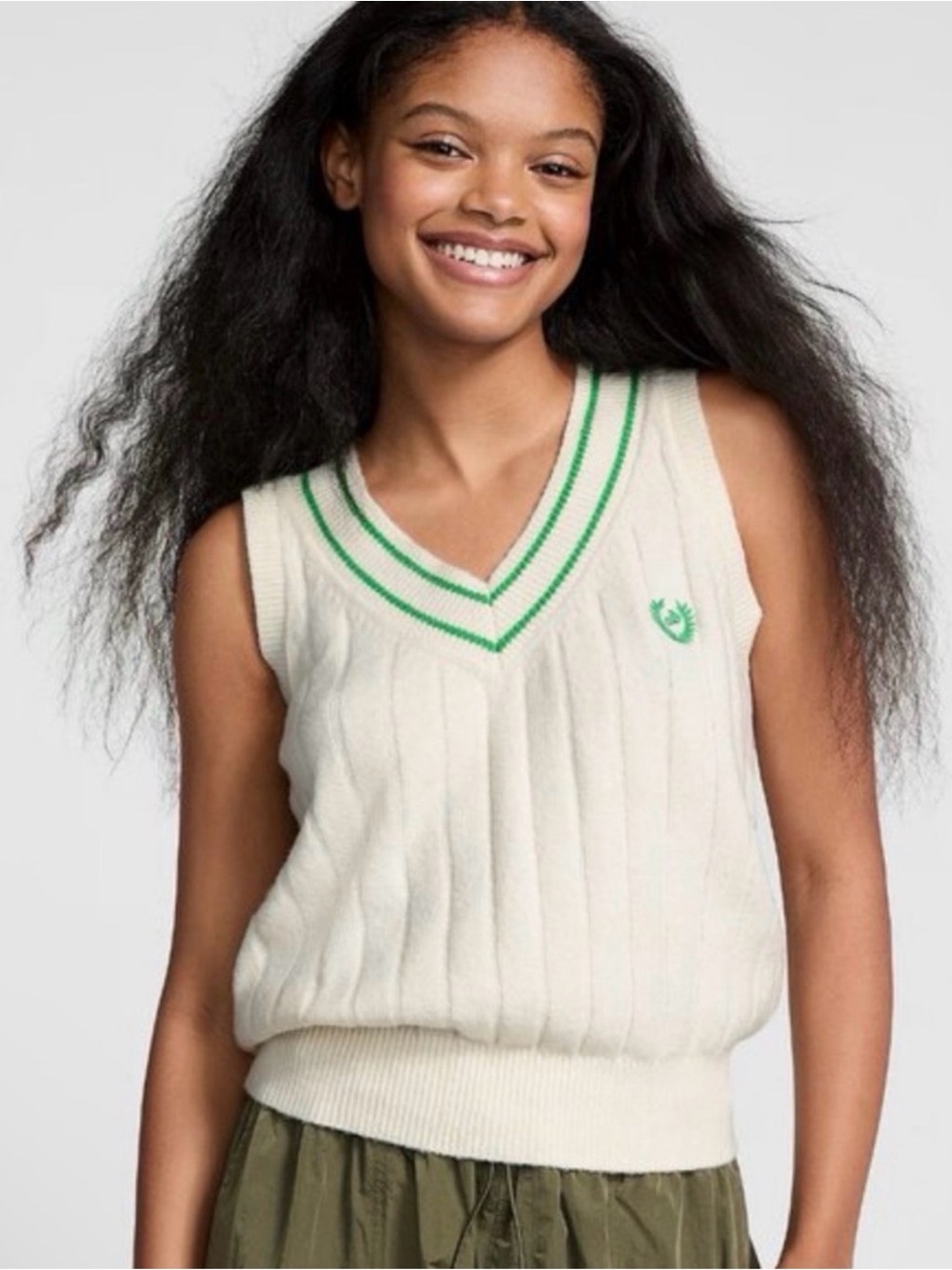 Victoria's Secret Cream Cable-Knit
V-Neck Sweater Vest with Green Trim